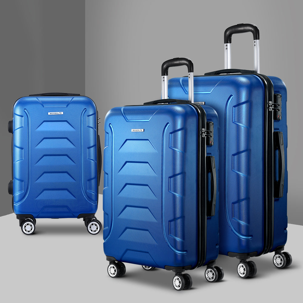 Ensemble de 3 valises à roulettes Wanderlite avec sangle bleue et porte-bagages rigide TSA