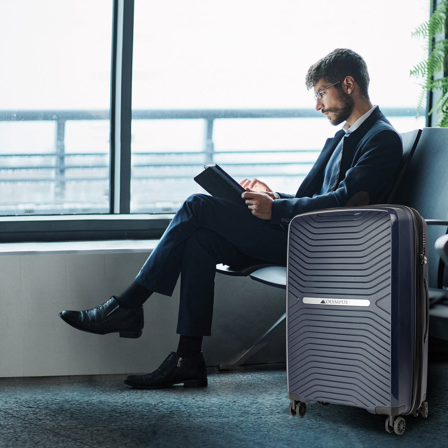 Valise rigide légère Olympus Astra 24 pouces - Bleu Égée